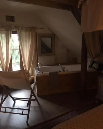 Le Moulin A Huile 3*