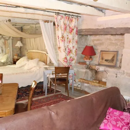 Le Moulin A Huile Oda ve Kahvaltı