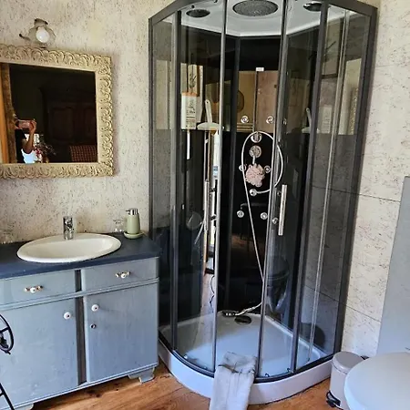 Le Moulin A Huile Frühstückspension