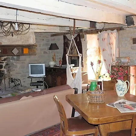 Le Moulin à Huile Couette-café Vailhourles