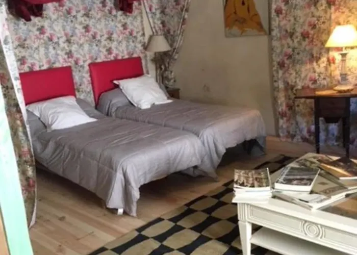 Bed & Breakfast Le Moulin A Huile Vailhourles